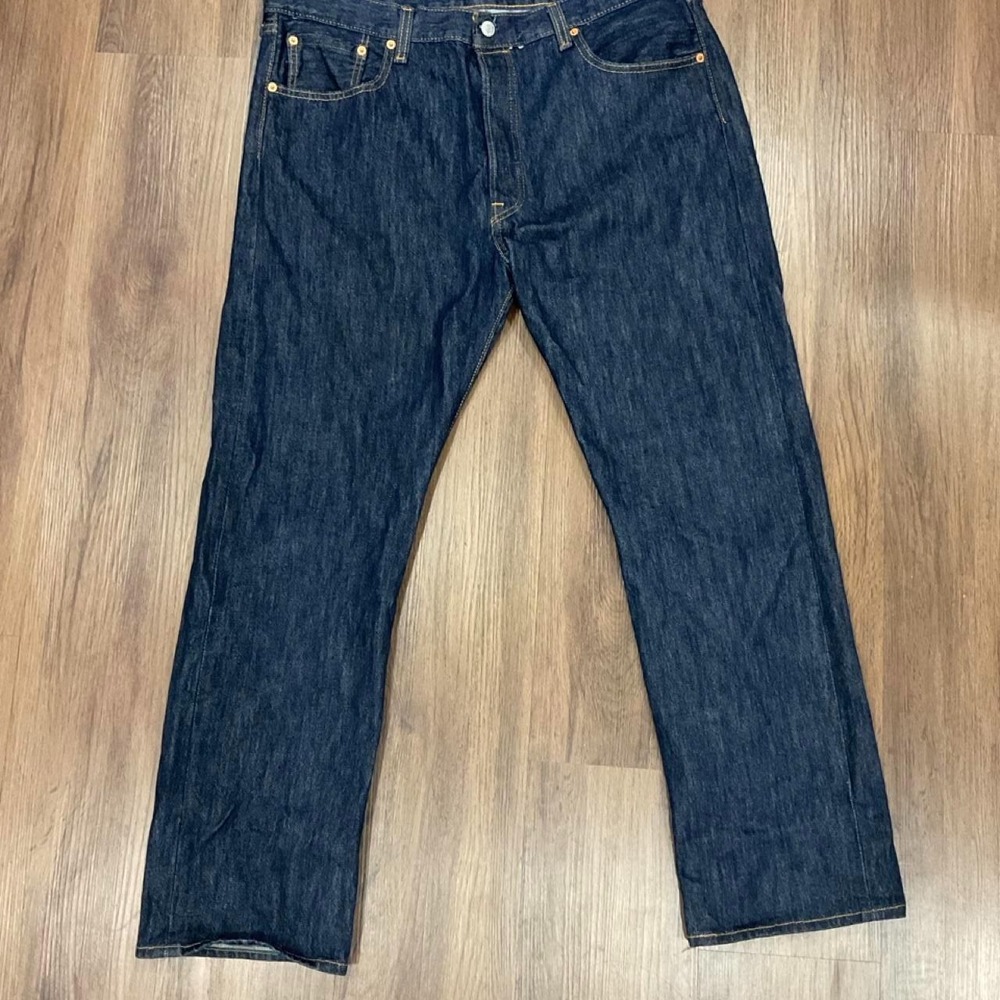 Levi's 501s mens size 38x30
